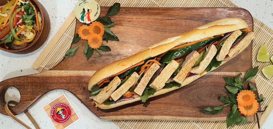 805. Banh Mi Lemongrass Tofu (1ft Long) Đau Hü Xào Sá / 香茅炒豆腐